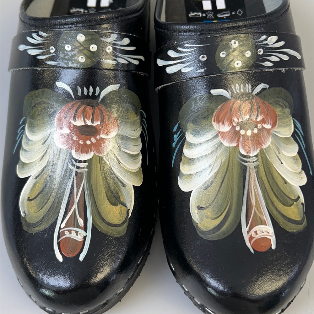 NWOT Svensk Fotriktig Tratoffel Swedish Clogs Hand Painted Size 41 - Picture 7 of 7
